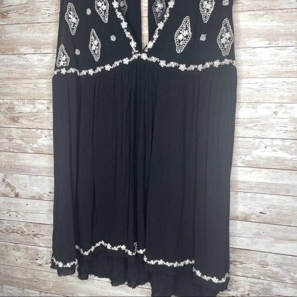 Free People XS Embroidered Boho Sleeveless Floral Blouse​​​ - Picture 7 of 13